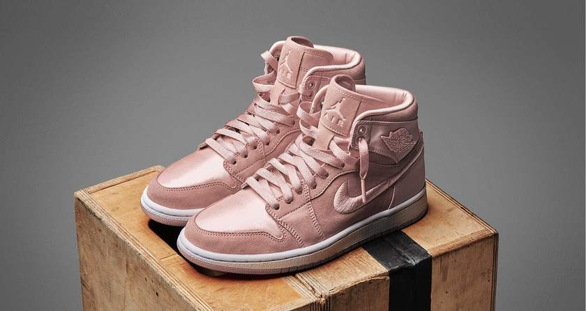 AJ1_Season-of-Her_Shoe_Sunset-Tint_Lead_Des – 1920x1020.jpg