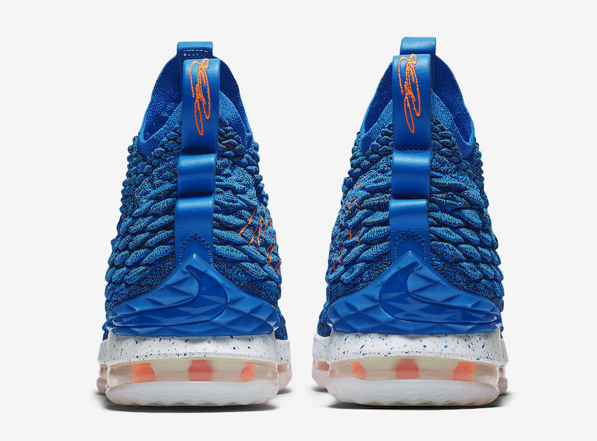 Nike-LeBron-15-HWC-Hardwood-Classics-AO1754-400-Heel.jpg