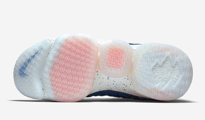 Nike-LeBron-15-HWC-Hardwood-Classics-AO1754-400-Outsole.jpg