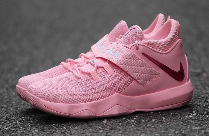 nike-lebron-ambassador-10-kay-yow-think-pink.jpg