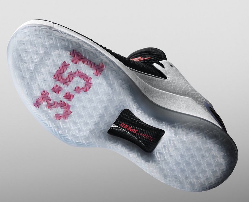Air-Jordan-32-Low-Free-Throw-Line-AA1256-002-351-Outsole.jpg