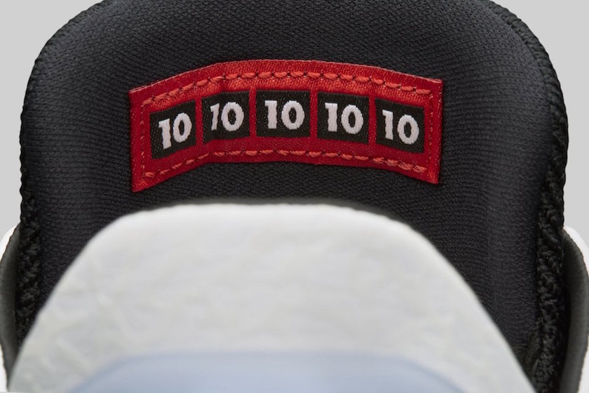 Air-Jordan-32-Low-Free-Throw-Line-AA1256-002-Score-10-Inner-Tongue.jpg