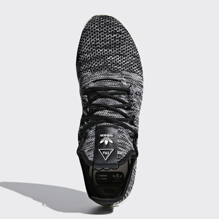 pharrell-adidas-tennis-hu-oreo-cq2630-coming-soon-4-768x768.jpg
