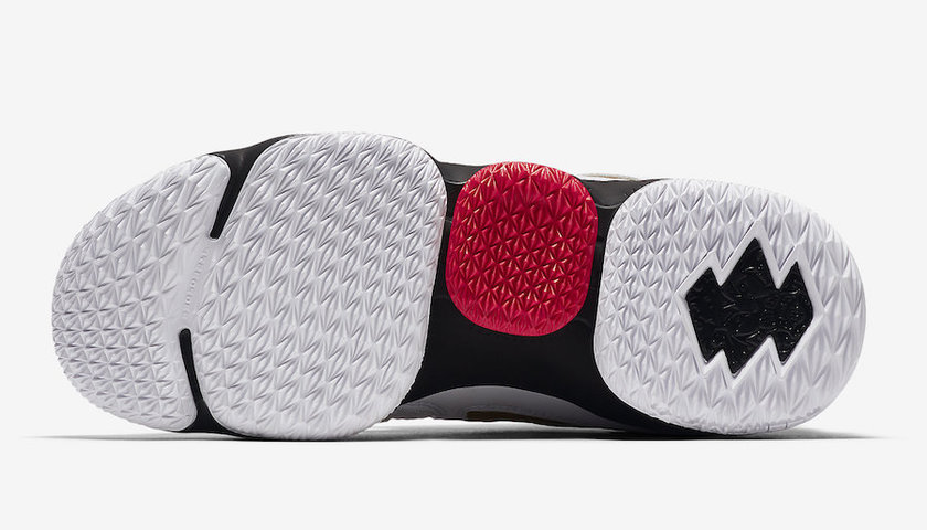 Nike-LeBron-15-Diamond-Turf-LeBron-Watch-Draw-5.jpg