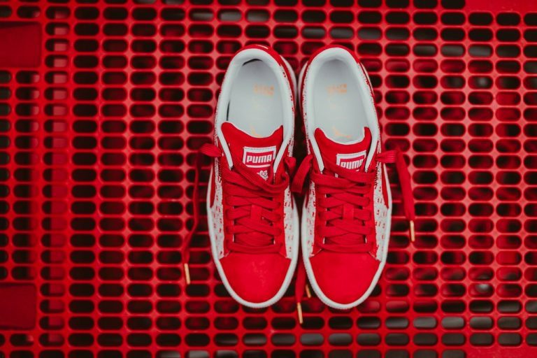 Puma-SuedeClassicXHelloKitty-BrightRED_3_1024x1024-768x512.jpg