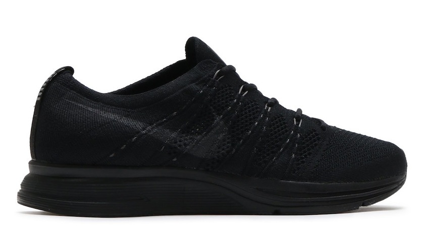 Nike-Flyknit-Trainer-Triple-Black-AH8396-004-Side2.jpg