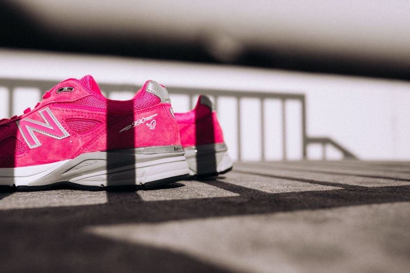 new-balance-m990v4-komen-pink-4.jpg