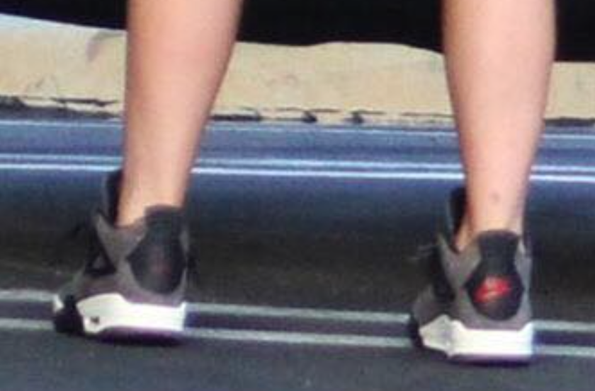 Kylie-Jenner-Travis-Scott-Air-Jordan-4-Red-Nike-Air-Heel.png