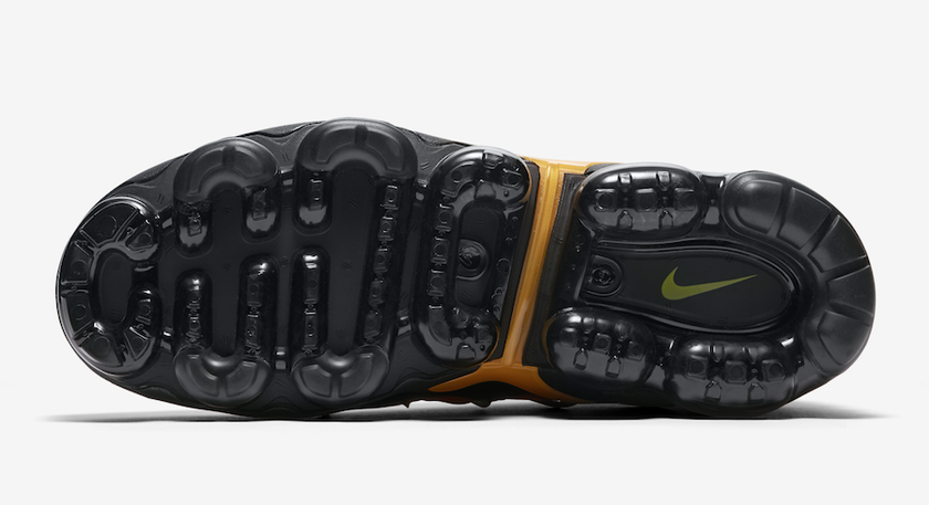Nike-Air-VaporMax-Plus-Pink-Orange-AO4550-004-Outsole.png