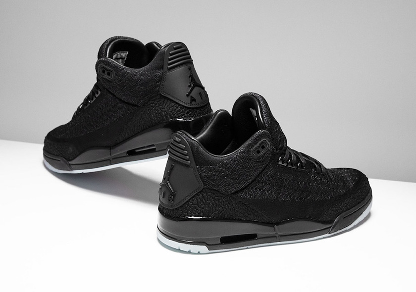Air-Jordan-3-Flyknit-AQ1005-001-Glow-in-the-Dark-Outsoles.jpg