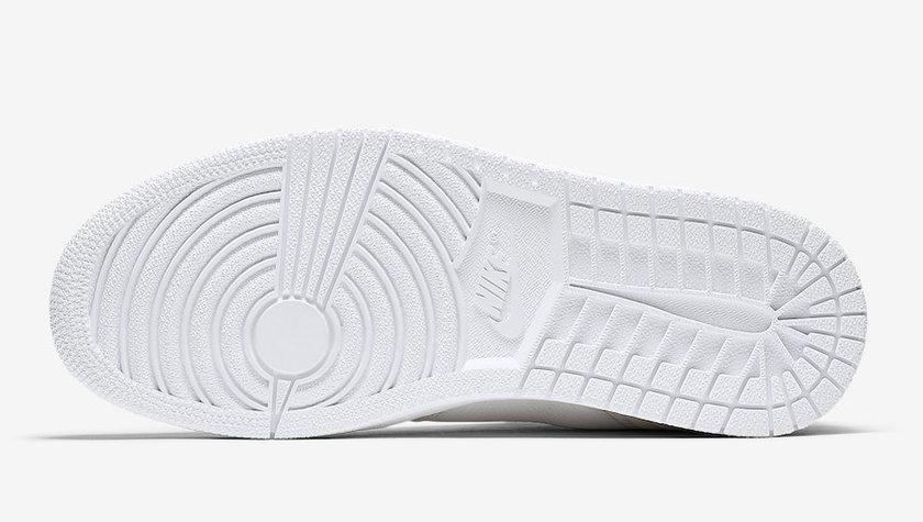 Air-Jordan-1-High-Zip-White-AQ3742-116-Outsole.jpg