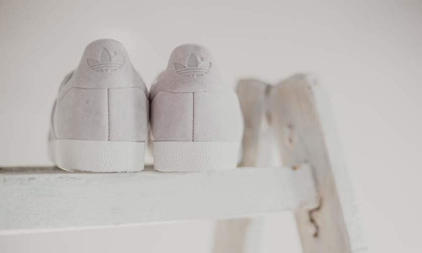 adidas-gazelle-stitch-and-turn-w-grey-bb6709-mood-2.jpg