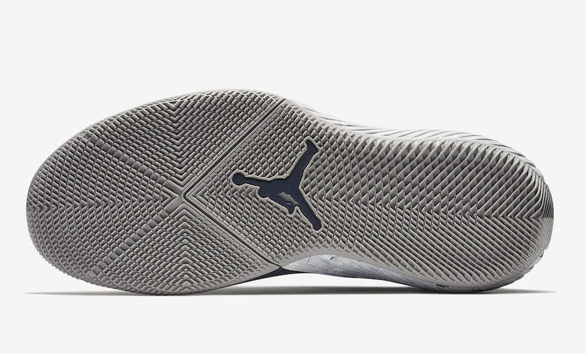 Jordan-Why-Not-Zer0.1-Georgetown-AA2510-406-Outsole.jpg