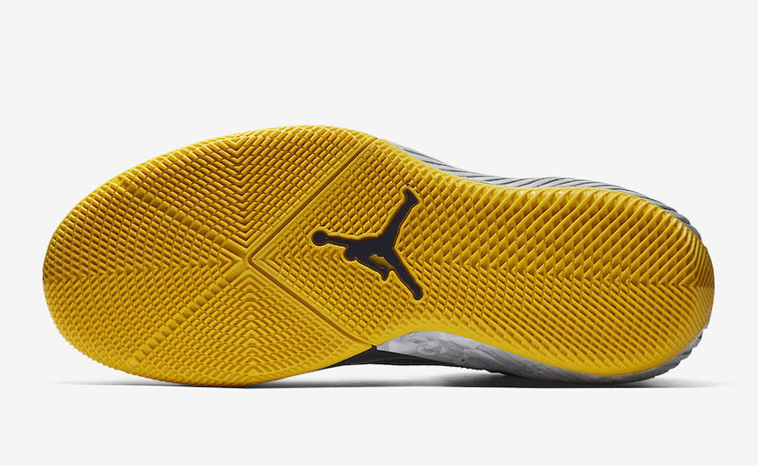 Jordan-Why-Not-Zer0.1-Michigan-AA2510-405-Outsole.jpg