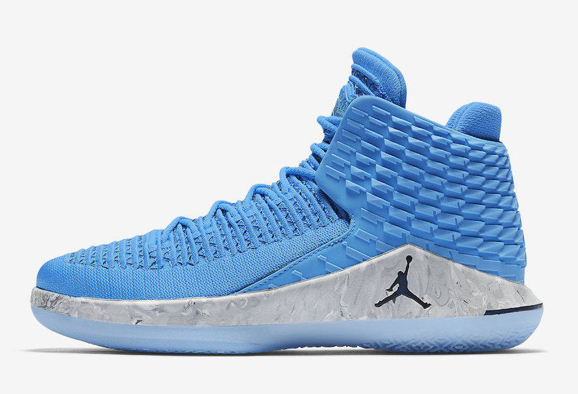 Air-Jordan-32-XXX2-UNC-North-Carolina-AA1253-406.jpg