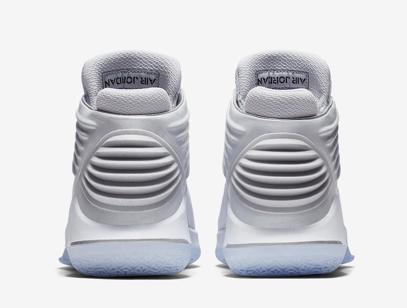 Air-Jordan-32-Pure-Platinum-AH3348-007-Heel.jpg