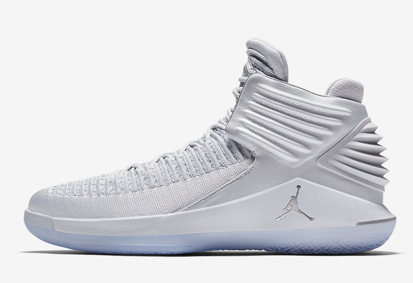 Air-Jordan-32-Pure-Platinum-AH3348-007.jpg