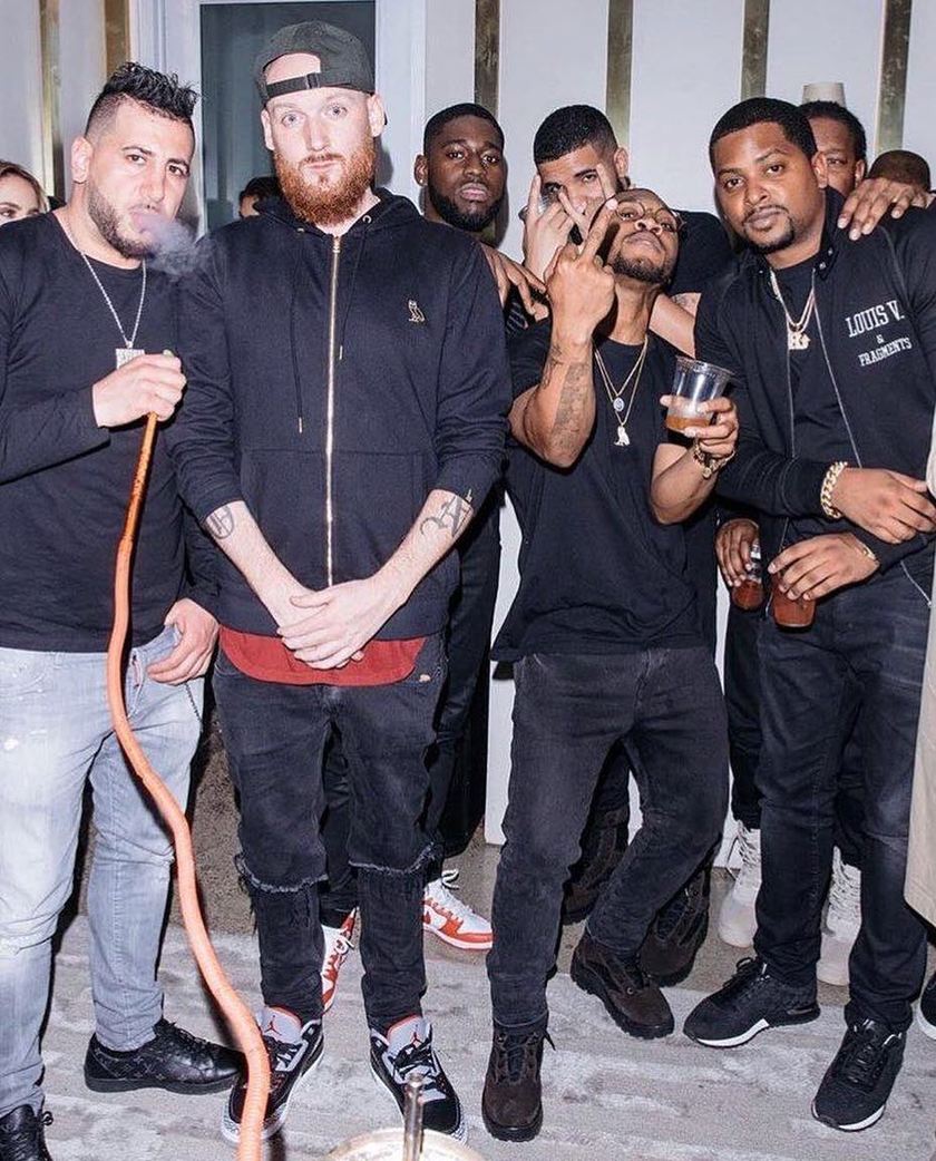 yeezymafia_28428054_762255700645736_925692364276629504_n.jpg
