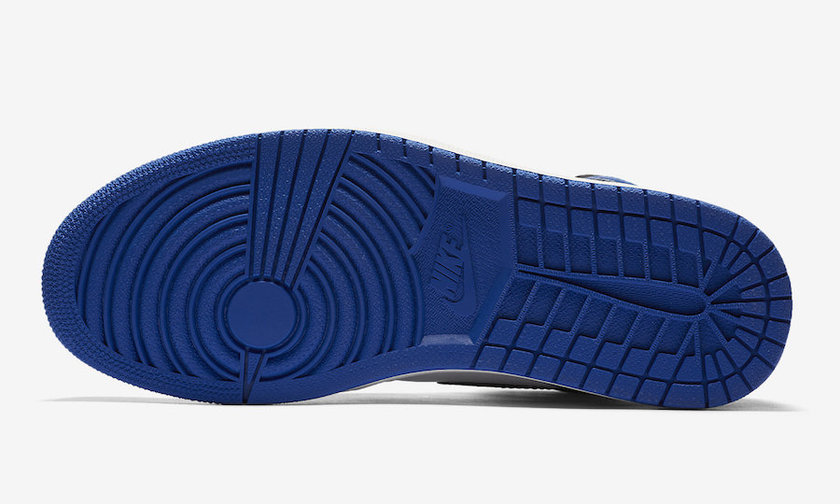 Air-Jordan-1-Game-Royal-Black-White-555088-403-Outsole.jpg