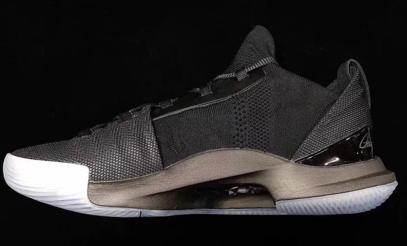 Under-Armour-Curry-5-Black-Side.jpg