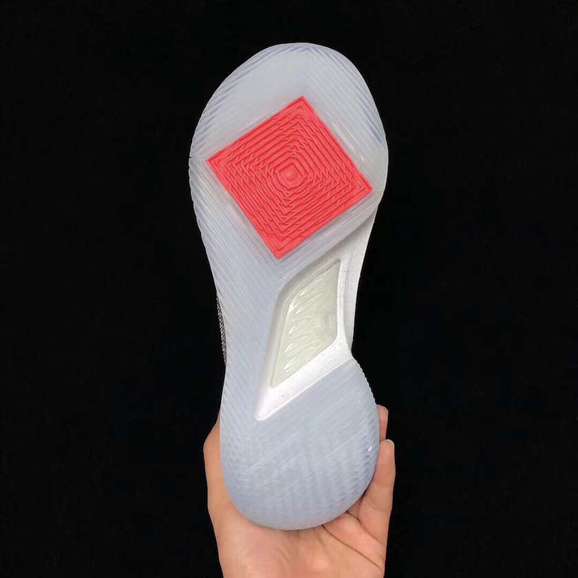 Under-Armour-Curry-5-White-Outsole.jpg