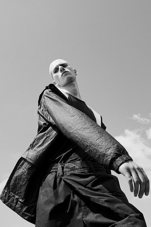 y-3-spring-summer-2018-campaign-chapter-3-17.jpg
