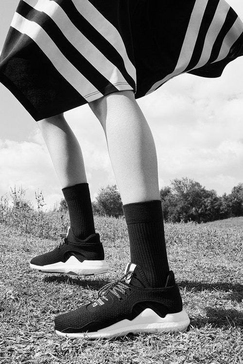 y-3-spring-summer-2018-campaign-chapter-3-19.jpg