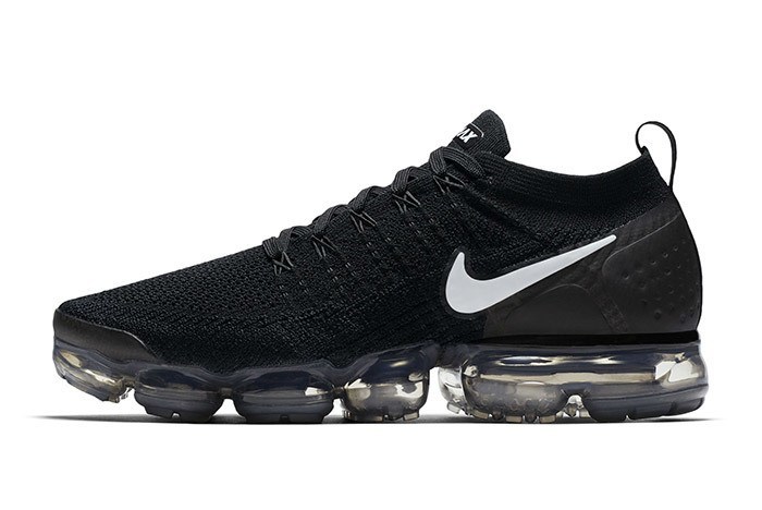 nike-air-vapormax-2-0-black-white-1.jpg