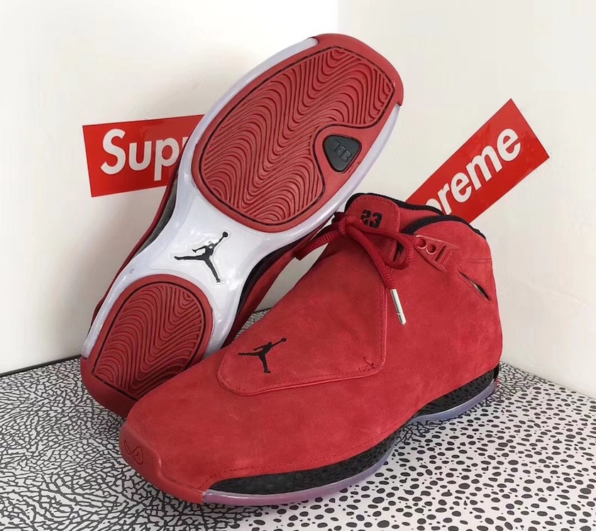Air-Jordan-18-Toro-AA2494-601-Outsole.jpg