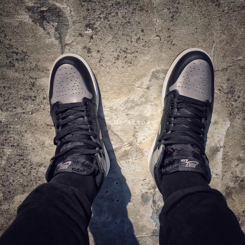 Air-Jordan-1-Shadow-On-Foot.jpg
