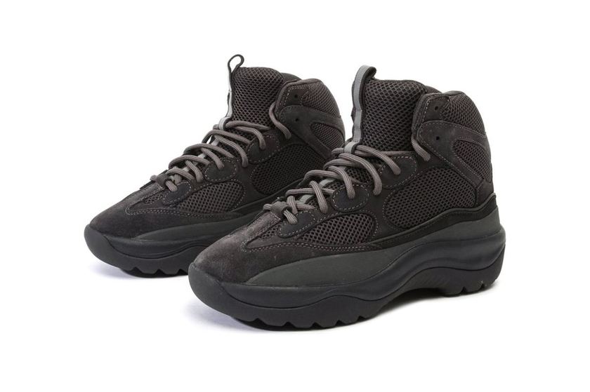 yeezy-season-6-desert-rat-boot-taupe-graphite-suede-02.jpg