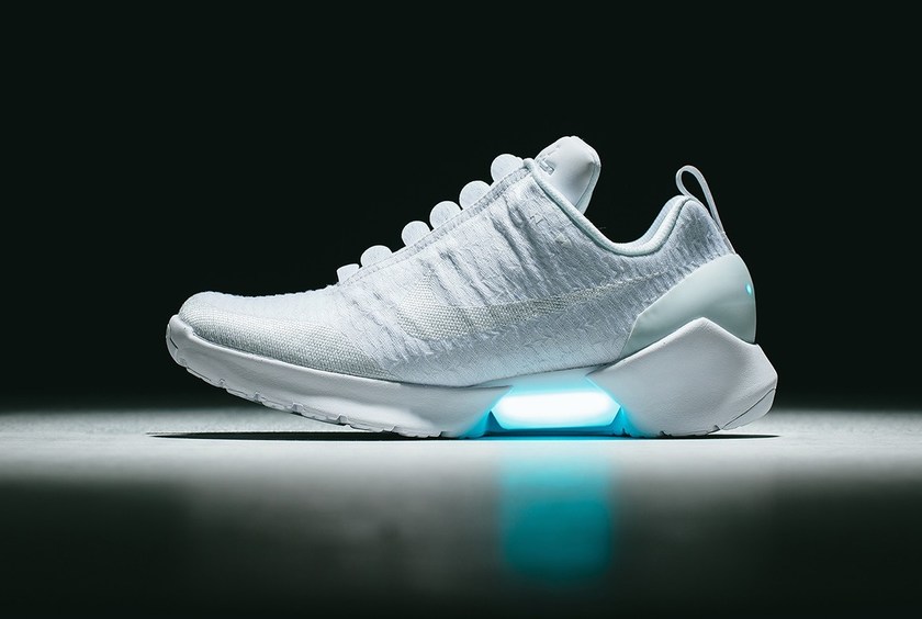 nike-hyperadapt-1-black-white-orange-release-info-2.jpg
