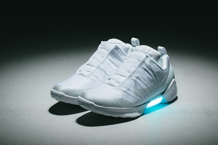 nike-hyperadapt-1-black-white-orange-release-info-8.jpg