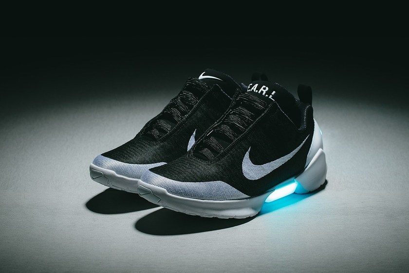 nike-hyperadapt-1-black-white-orange-release-info-7.jpg