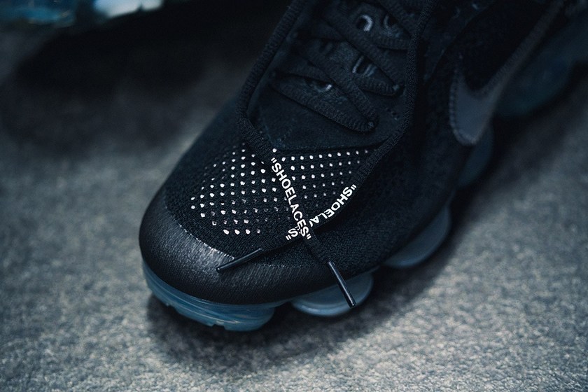 virgil-abloh-off-white-nike-air-vapormax-2018-on-feet-09.jpg