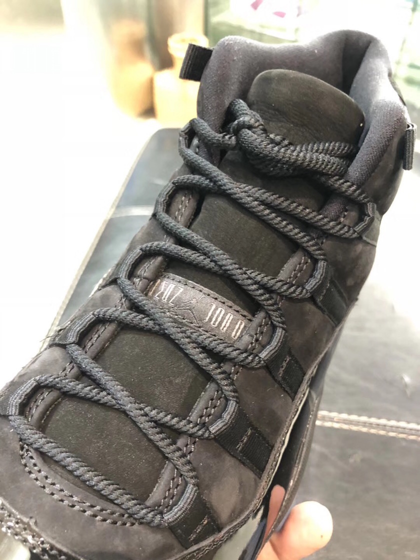 Air-Jordan-11-Prom-Night-Black-Tongue.jpg