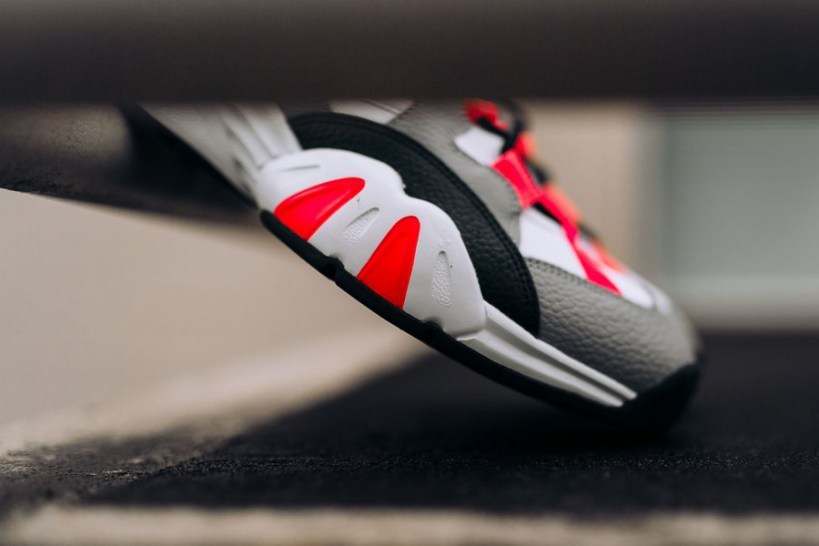 nike-air-scream-lwp-cement-grey-infrared-black-4.jpg