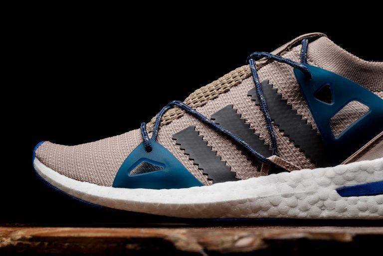 WMNS_Adidas_Arkyn_Ash_Pearl_DA9604_Sneaker_politics_3-768x513.jpg