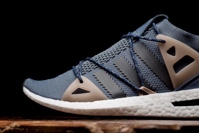 WMNS_Adidas_Arkyn_Ash_Pearl_DA9606_Sneaker_politics_3_10930bb5-d785-4a12-8d7e-e6c402bdbb16-768x513.jpg
