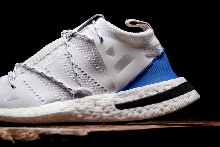 WMNS_Adidas_Arkyn_Ash_Pearl_DA9604_Sneaker_politics_2-2-768x513.jpg