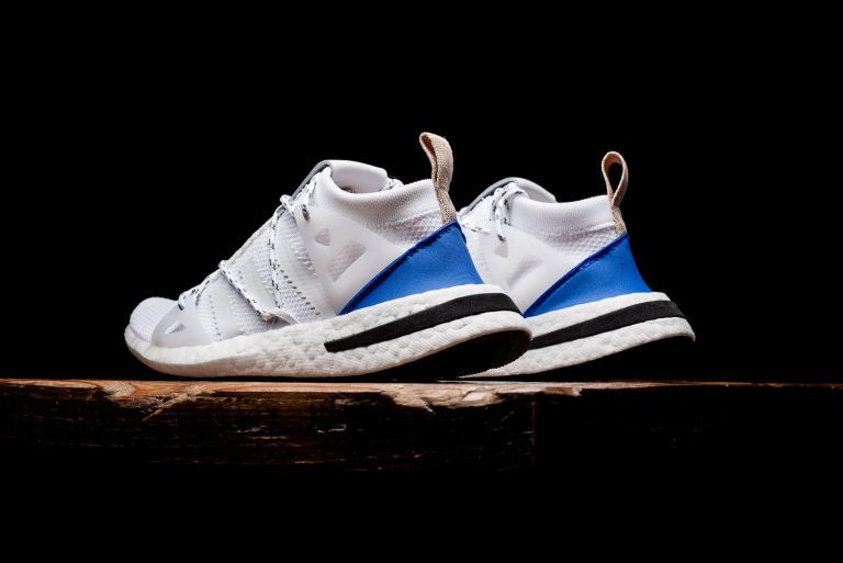 WMNS_Adidas_Arkyn_Ash_Pearl_DA9604_Sneaker_politics_4-2-768x513.jpg