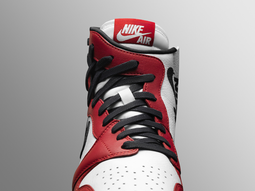 Air-Jordan-1-Rebel-Chicago-AT4151-100-Release-Date-Tongue.jpg