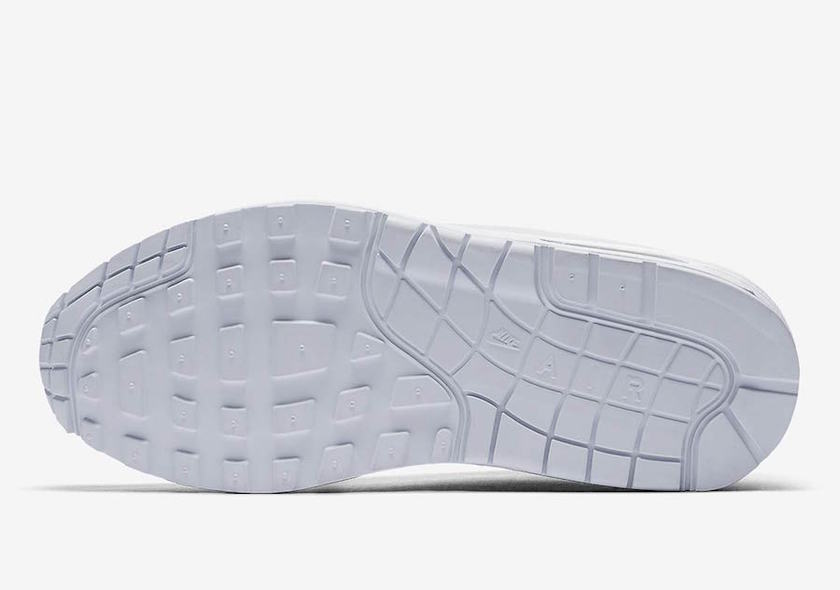 nike-air-max-1-triple-white-5.jpg