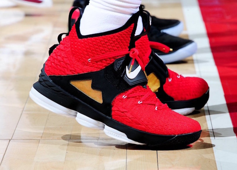 Red-Diamond-Turf-Nike-LeBron-15.jpg