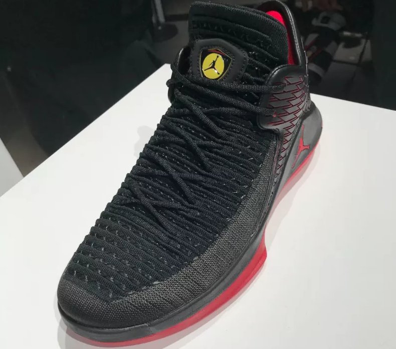 Air-Jordan-32-Last-Shot-Release-Date.jpg