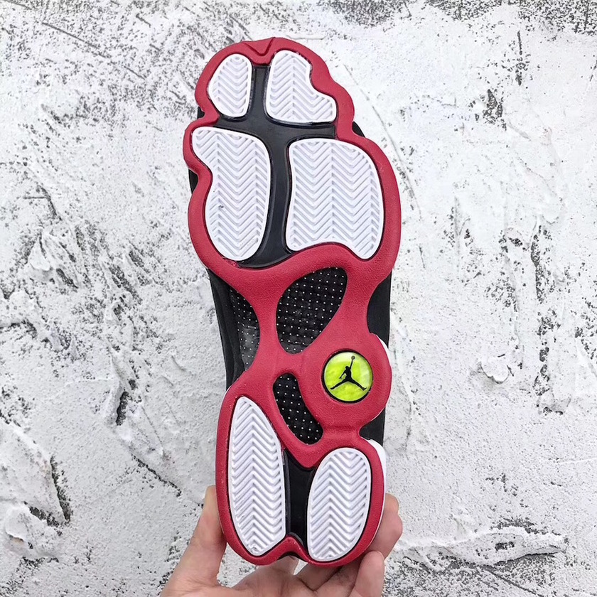 Air-Jordan-13-He-Got-Game-2018-Retro-414571-104-Outsole.jpg
