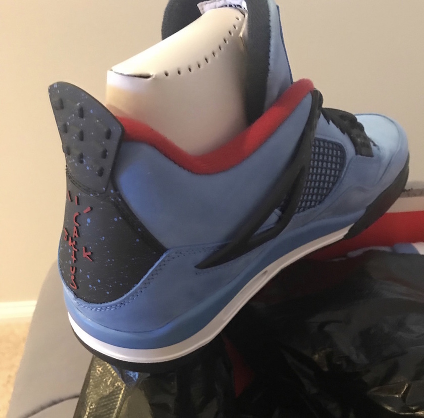 Travis-Scott-Air-Jordan-4-Houston-Oilers-Heel.jpg