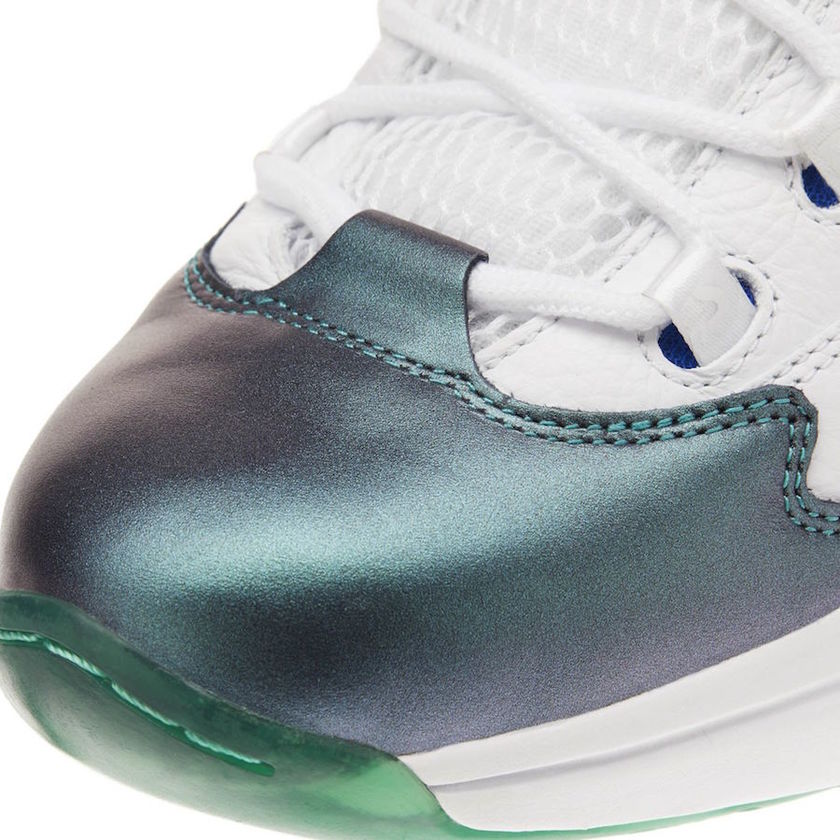 Currensy-Reebok-Question-Jet-Life-CN3671-Toe.jpg