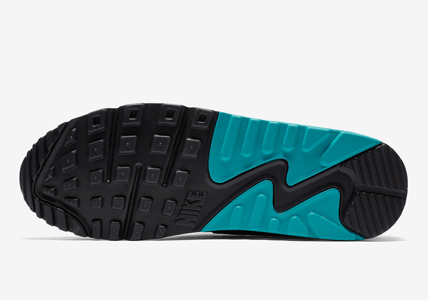 nike-air-max-90-essential-aj1285-001-13.jpg