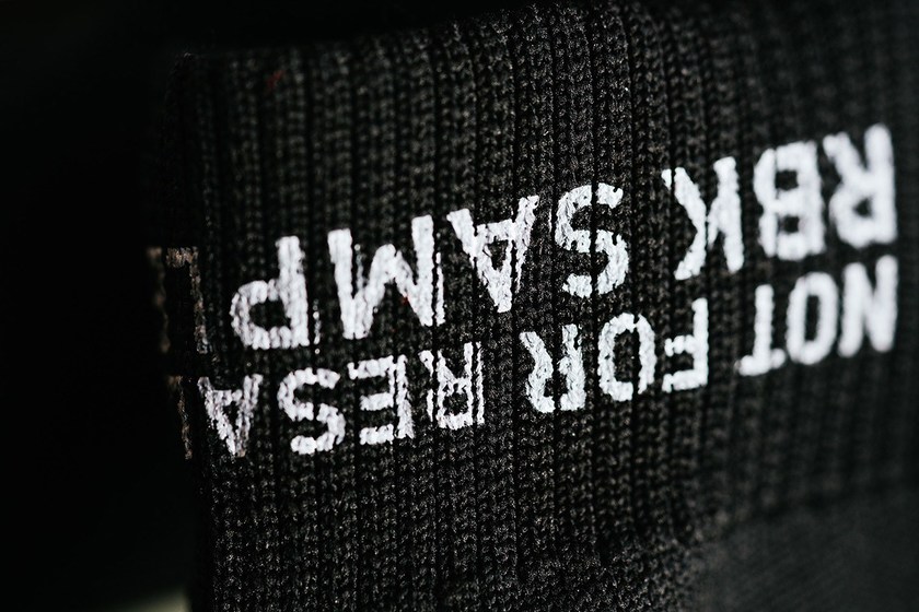 reebok-sock-run-r-print-black-white-2.jpg